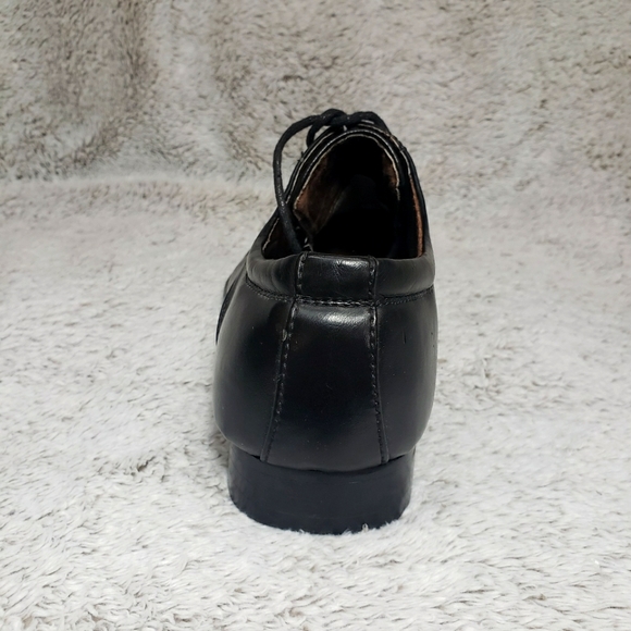 Lalikaer Black Lace Up Dress Shoes - Picture 4 of 7
